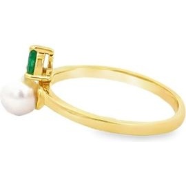 18K Yellow Gold Pearl & Emerald Ring 