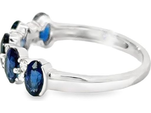 Platinum 900 Band Ring with Natural Blue Sapphires and Round-Cut Diamonds