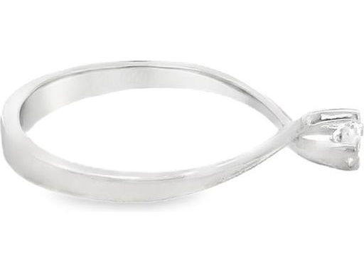 18K White Gold Solitaire Ring with Natural Round Diamond – 4-Prong Setting