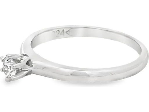 18K White Gold Classic Solitaire Ring with Natural Round Diamond in 6-Prong Setting