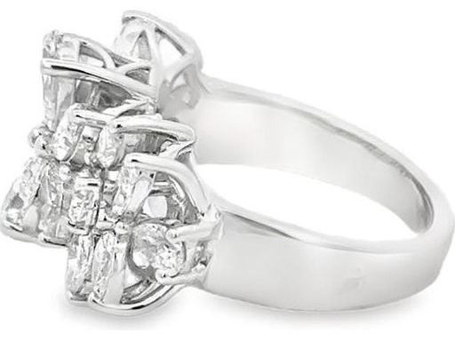 18K White Gold Floral Cluster Ring with Natural Pear-Shaped and Marquise Diamonds