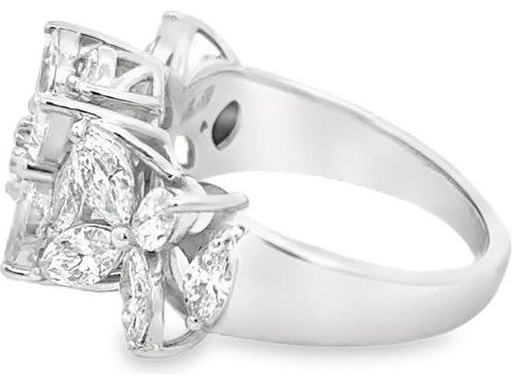 18K White Gold Ring with Pear, Marquise, and Natural Round Diamonds