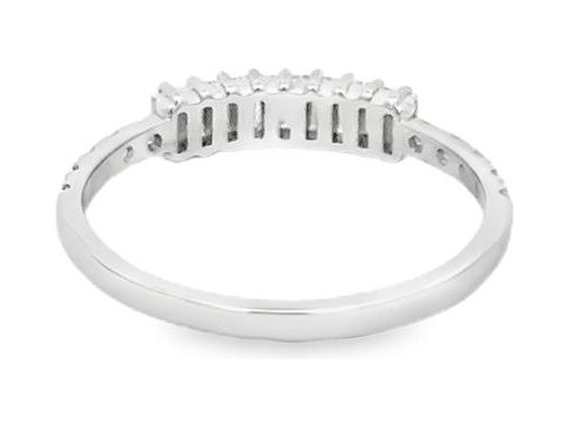 18K White Gold Ring with Natural Baguette and Round Diamonds