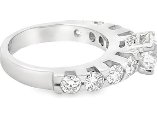 18K White Gold Engagement Ring with GIA-Certified Natural Center Diamond and Side Diamonds