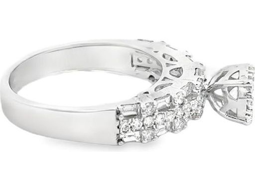 18K White Gold Solitaire-Style Ring with Natural Round and Baguette Side Diamonds