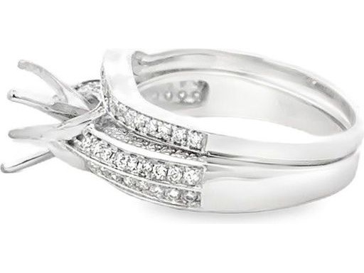 18K White Gold Two-Piece Ring Set with Natural Round Diamonds – Center Stone Customizable