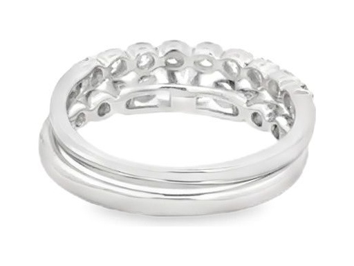 18K White Gold Two-Piece Ring Set with Natural Round Diamonds, Including a Central Solitaire Diamond