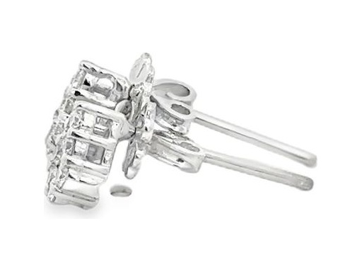 18K White Gold Pear-Shaped Cluster Stud Earrings with Natural Round Diamonds
