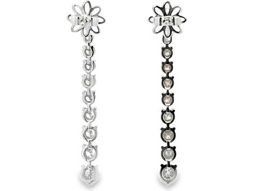 18K White Gold Drop Earrings with Natural Round Diamonds in Classic Prong Setting