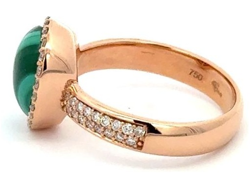 18K Rose Gold Ring with Oval Cabochon Malachite and Pavé-Set Natural Diamonds