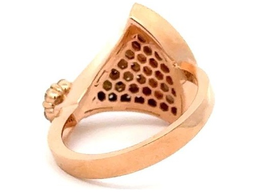 18K Rose Gold Fan-Shaped Ring with Natural Diamonds and Mother-of-Pearl Inlay