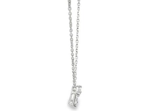 18K White Gold Pendant Necklace with Natural Pear-shaped, Marquise and Baguette Diamonds