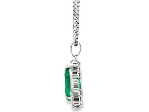GIA Certified Natural Colombian pear-shaped Emerald and Diamond Pendant in Platinum ,with matching platinum chain 