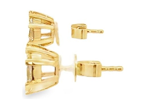 18K Yellow Gold Geometric Stud Earrings with Natural Baguette Diamonds