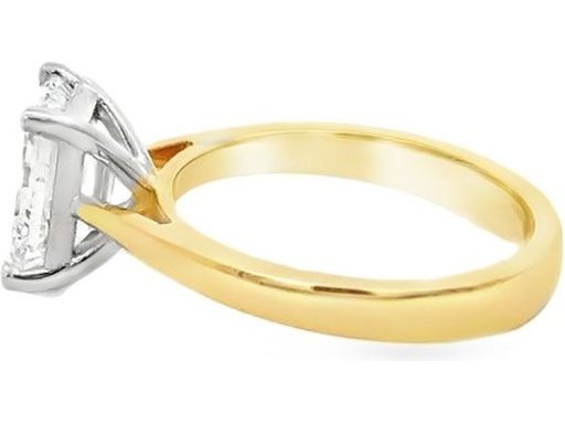 2 Carat Emerald Cut Natural Diamond Ring in 18K Yellow Gold