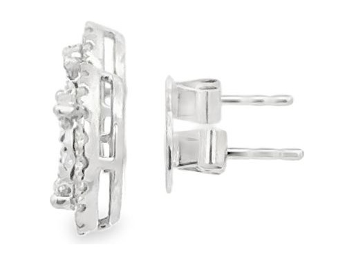 18K white gold stud earrings featuring natural diamonds in an elegant oval halo setting