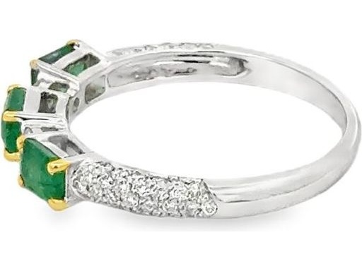 18K White Gold Ring Featuring Natural Diamonds and Emeralds